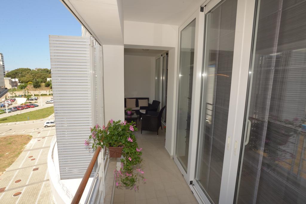 Base Bridge Apartment - Zadar City Centre - Free Parking ภายนอก รูปภาพ