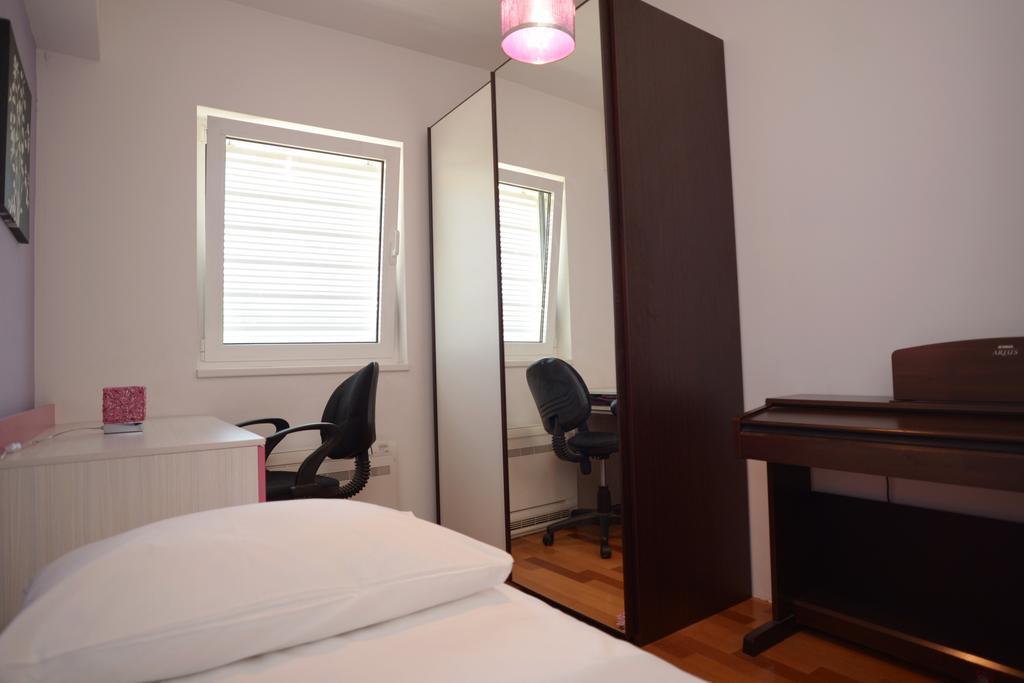 Base Bridge Apartment - Zadar City Centre - Free Parking ภายนอก รูปภาพ