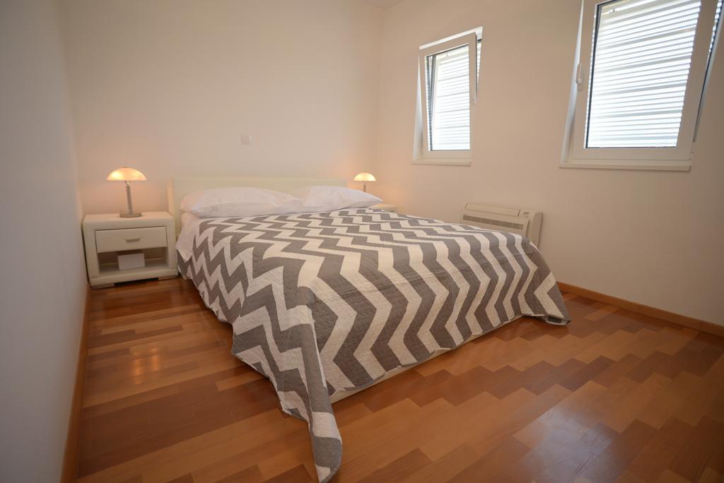Base Bridge Apartment - Zadar City Centre - Free Parking ภายนอก รูปภาพ