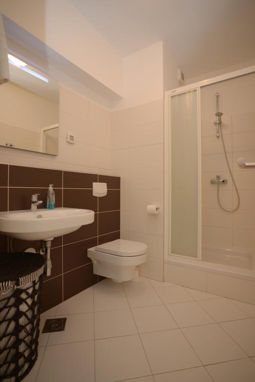 Base Bridge Apartment - Zadar City Centre - Free Parking ภายนอก รูปภาพ